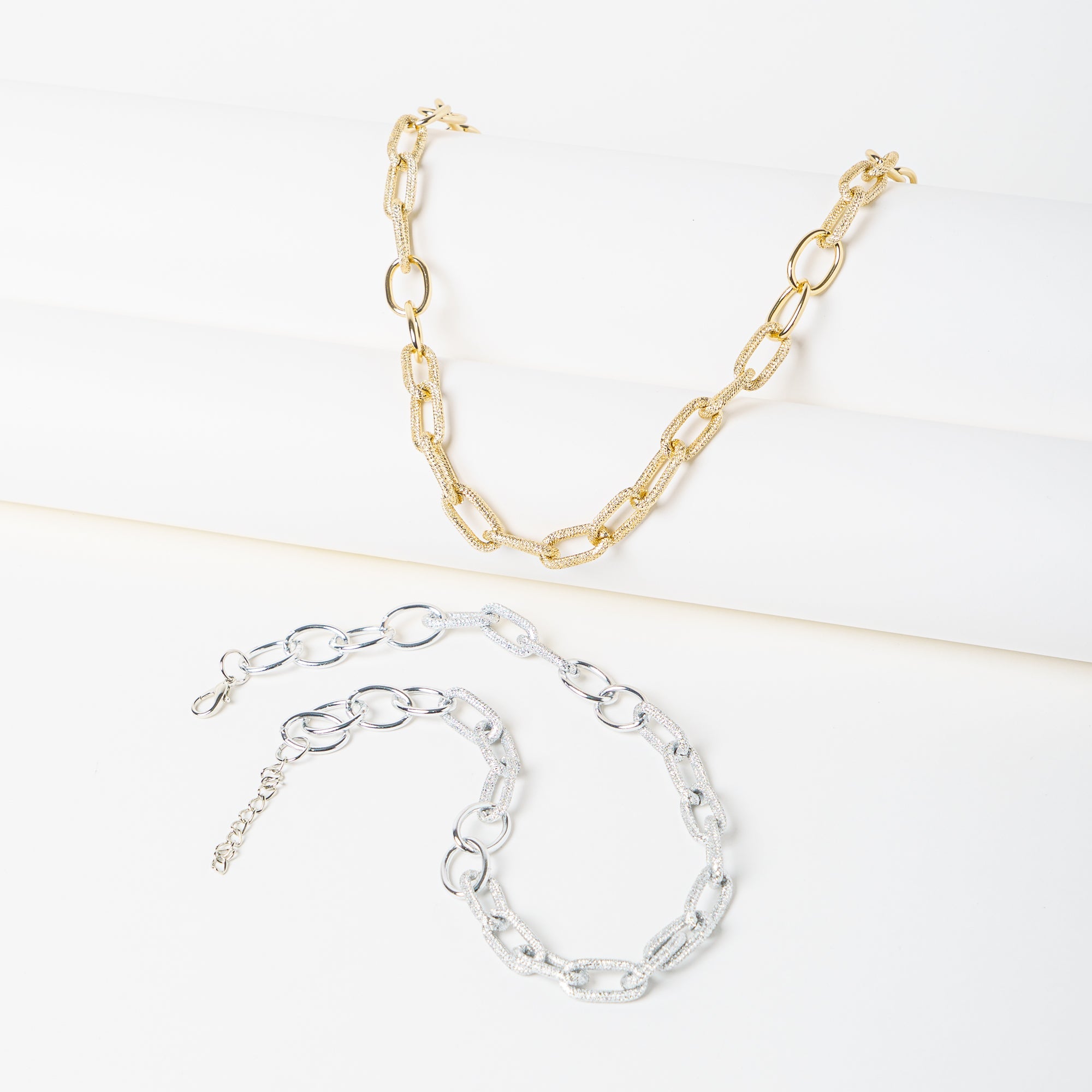 Collana catena ovale liscia e martellata, sorprese per uova di pasqua, bigiotteria
