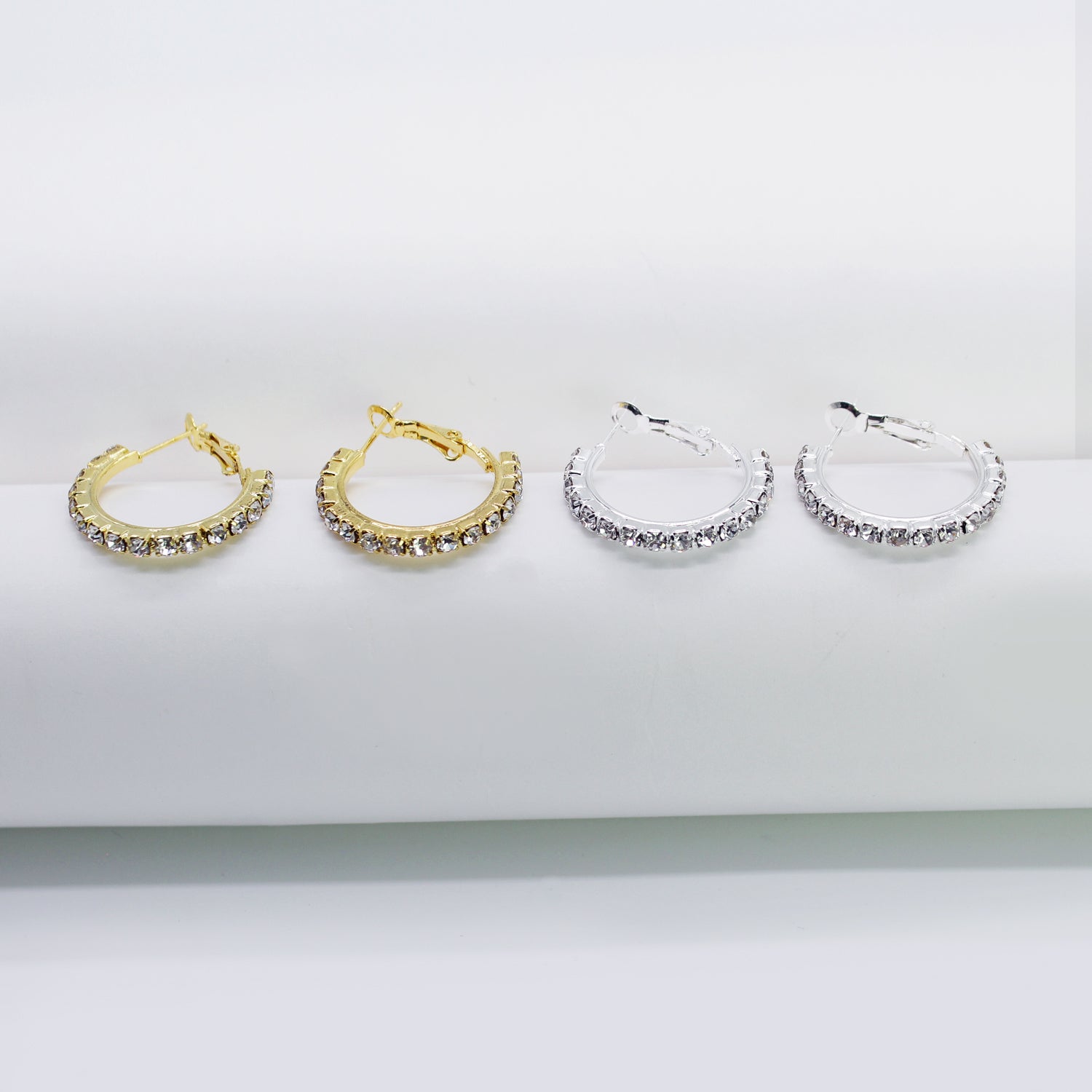 Orecchini Donna a cerchio con brillantini, sorprese per uova di pasqua,bigiotteria