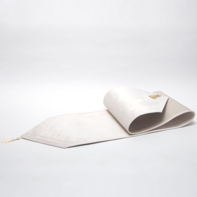 Runner da tavola con nappa in velluto bianco, decorazione Natalizia