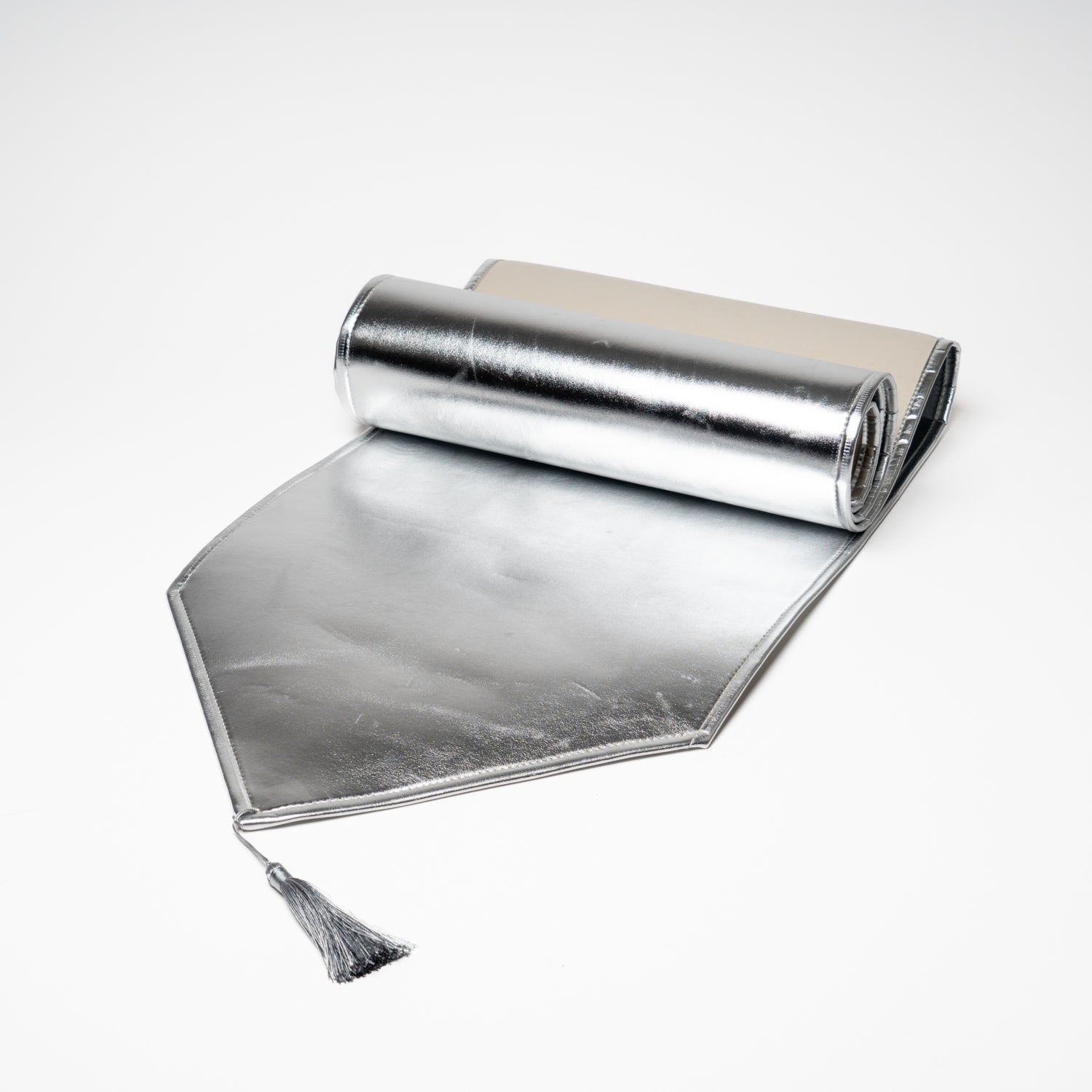 Runner da tavola in ecopelle metallizzata argento 33X210CM
