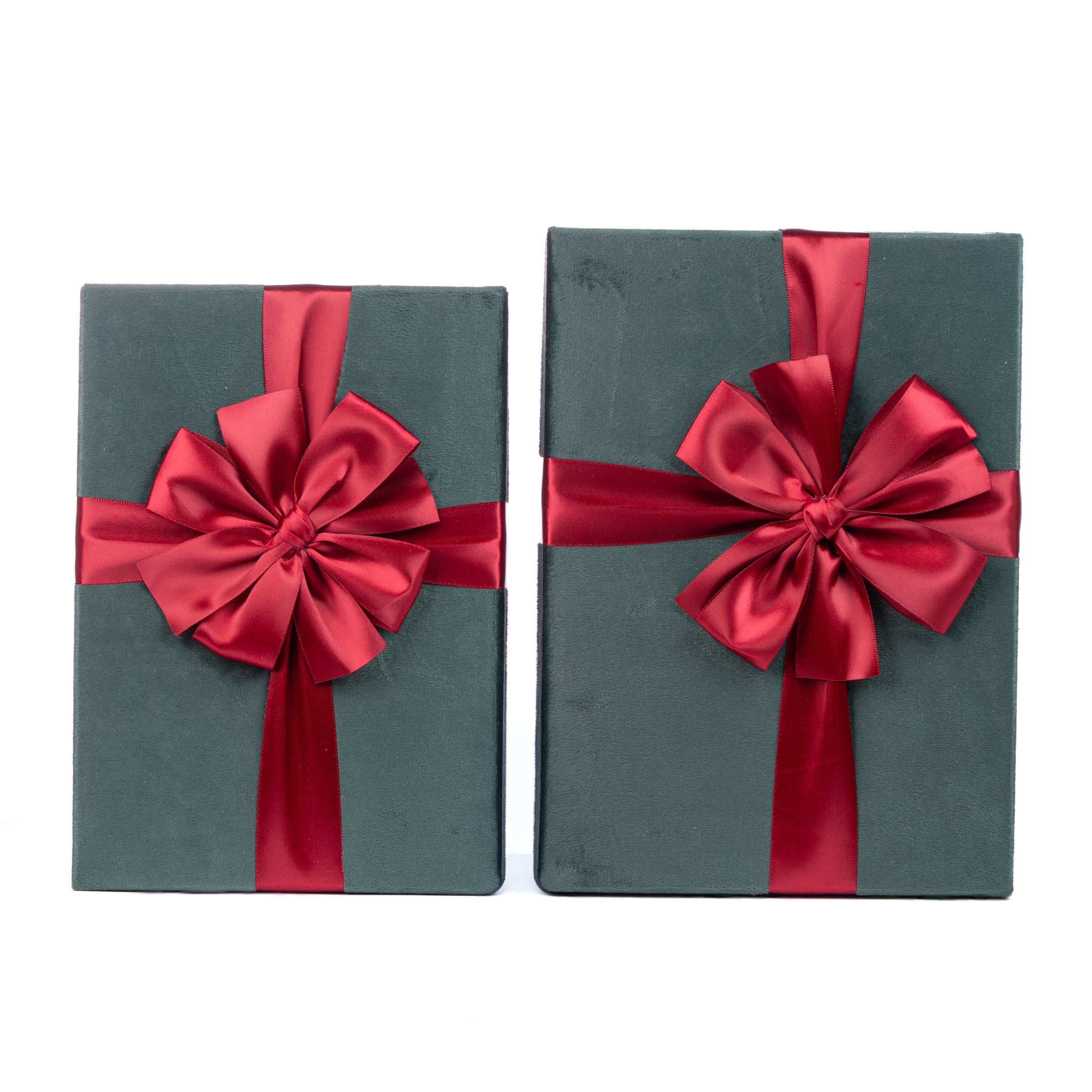 Set 2 scatole in velluto di colore verde decorate con fiocco, decorazione Natalizia.