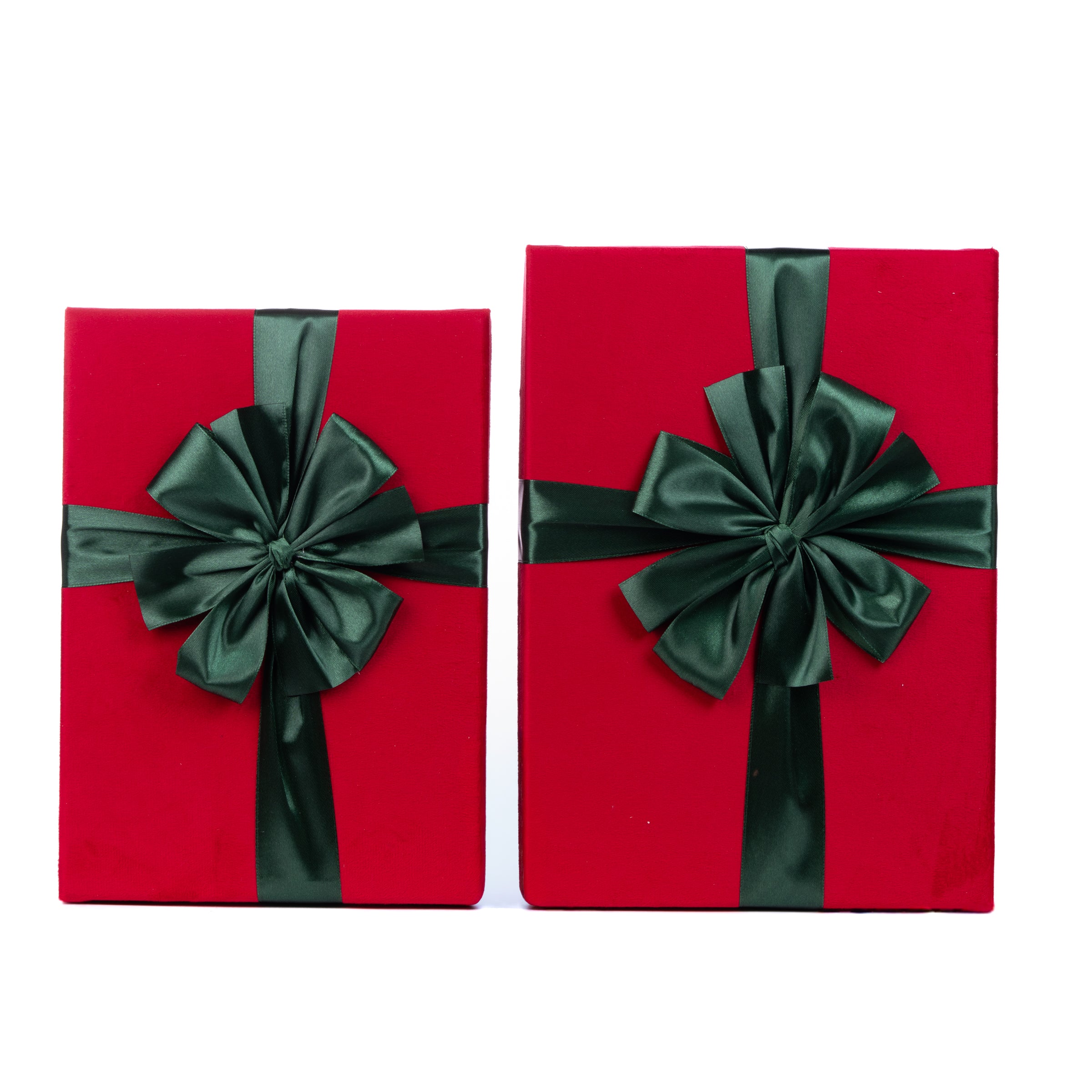 Set 2 scatole in velluto di colore rosso decorate con fiocco, decorazione Natalizia.