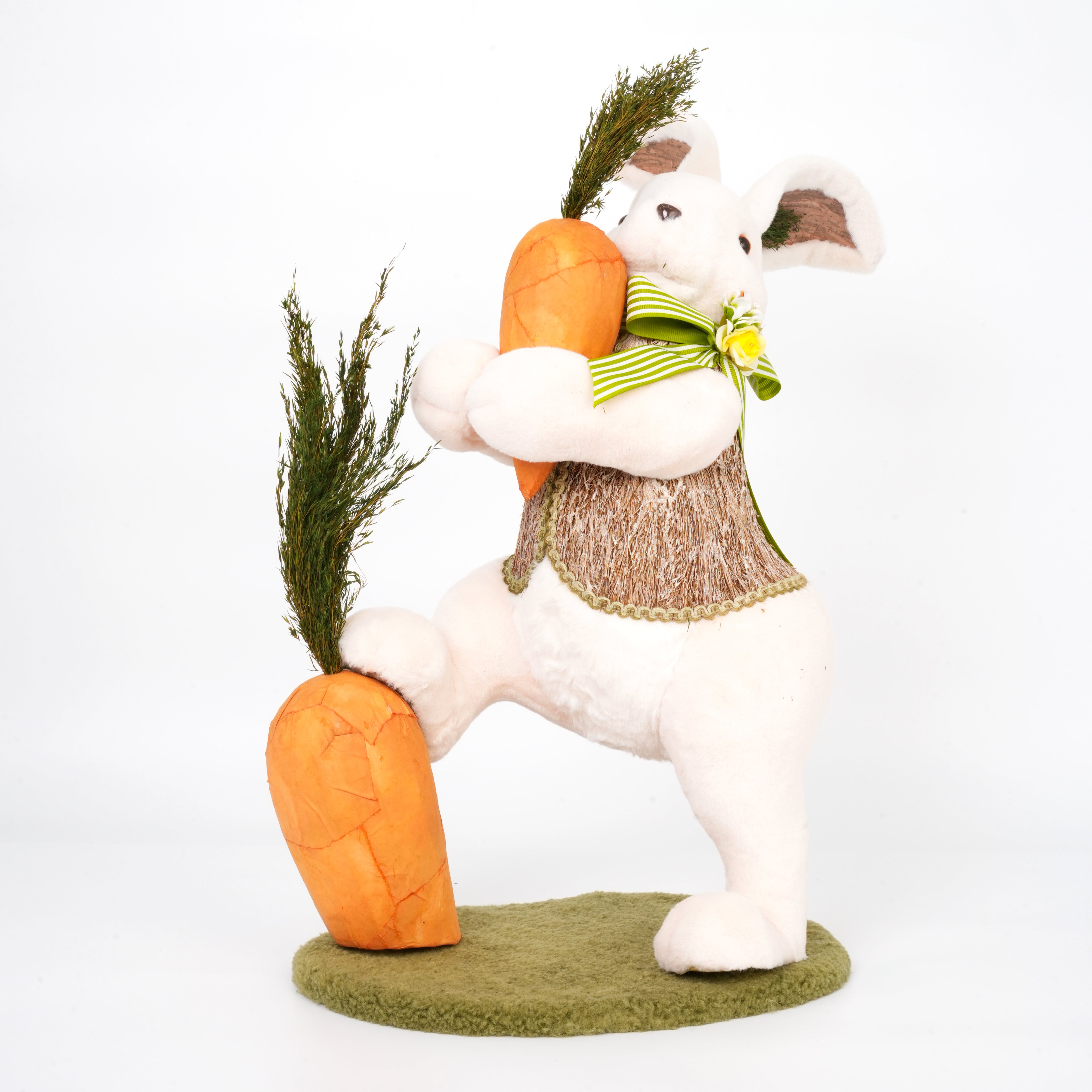 Coniglio decorativo con carota effetto peluche, 31x26x54 , decorazioni pasquali