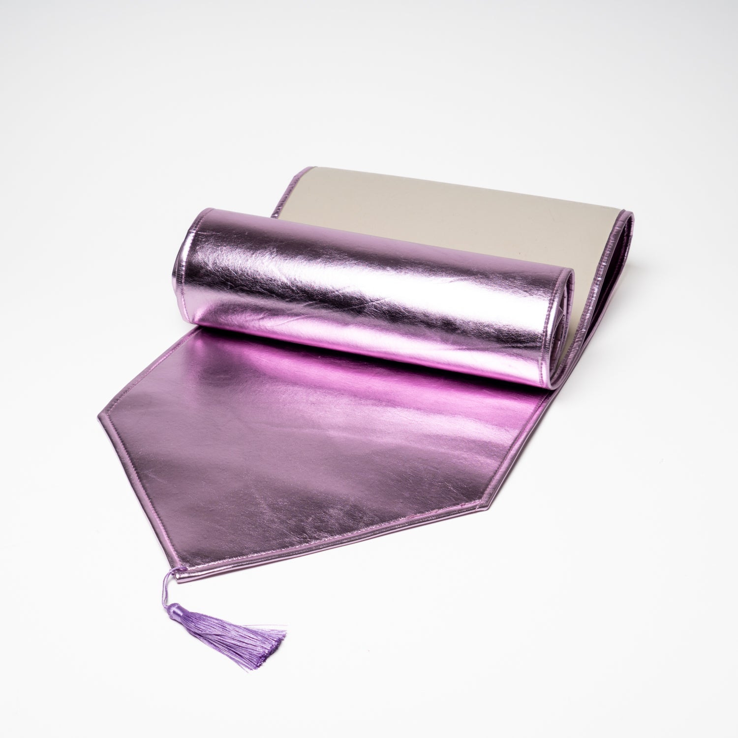 Runner da tavola in ecopelle metallizzata cipria 33X180CM