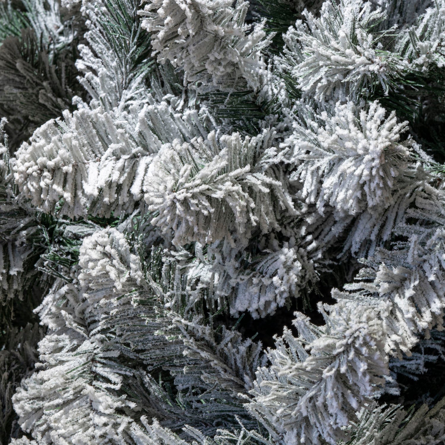 Abete Vejar innevato H 240cm, D.121cm